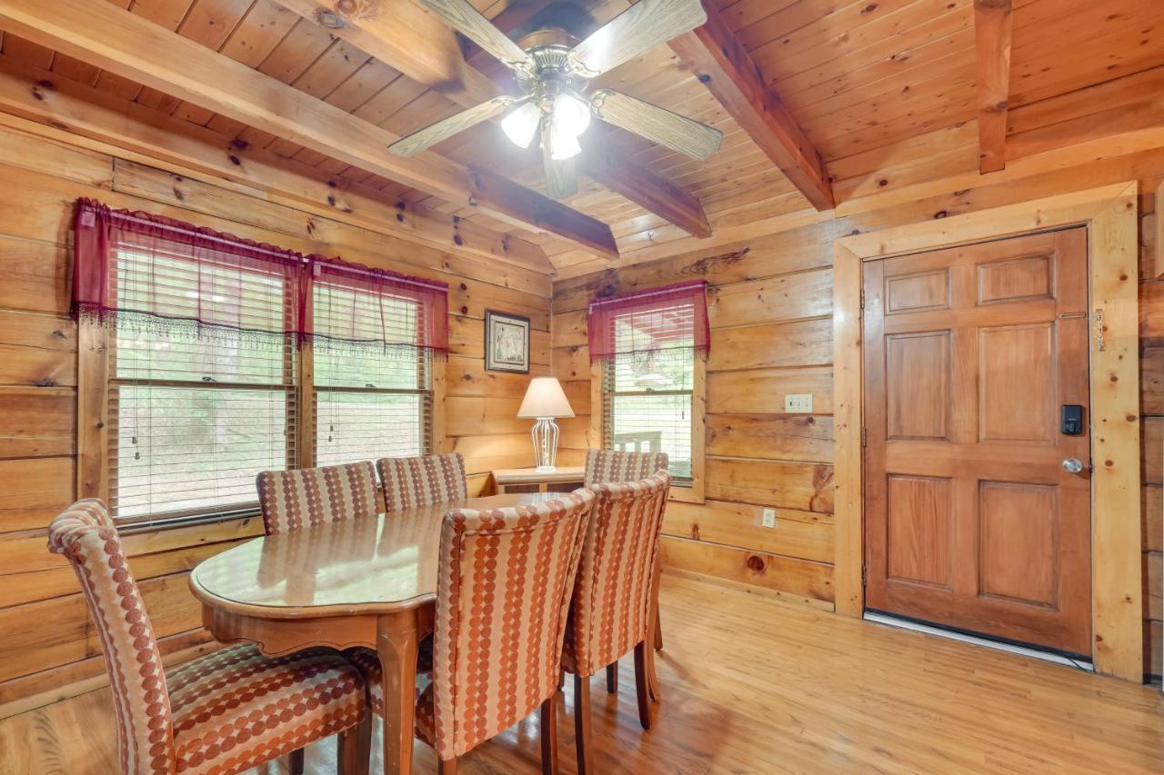 Cabin With Hot Tub About 6 Mi To Downtown Gatlinburg! מראה חיצוני תמונה