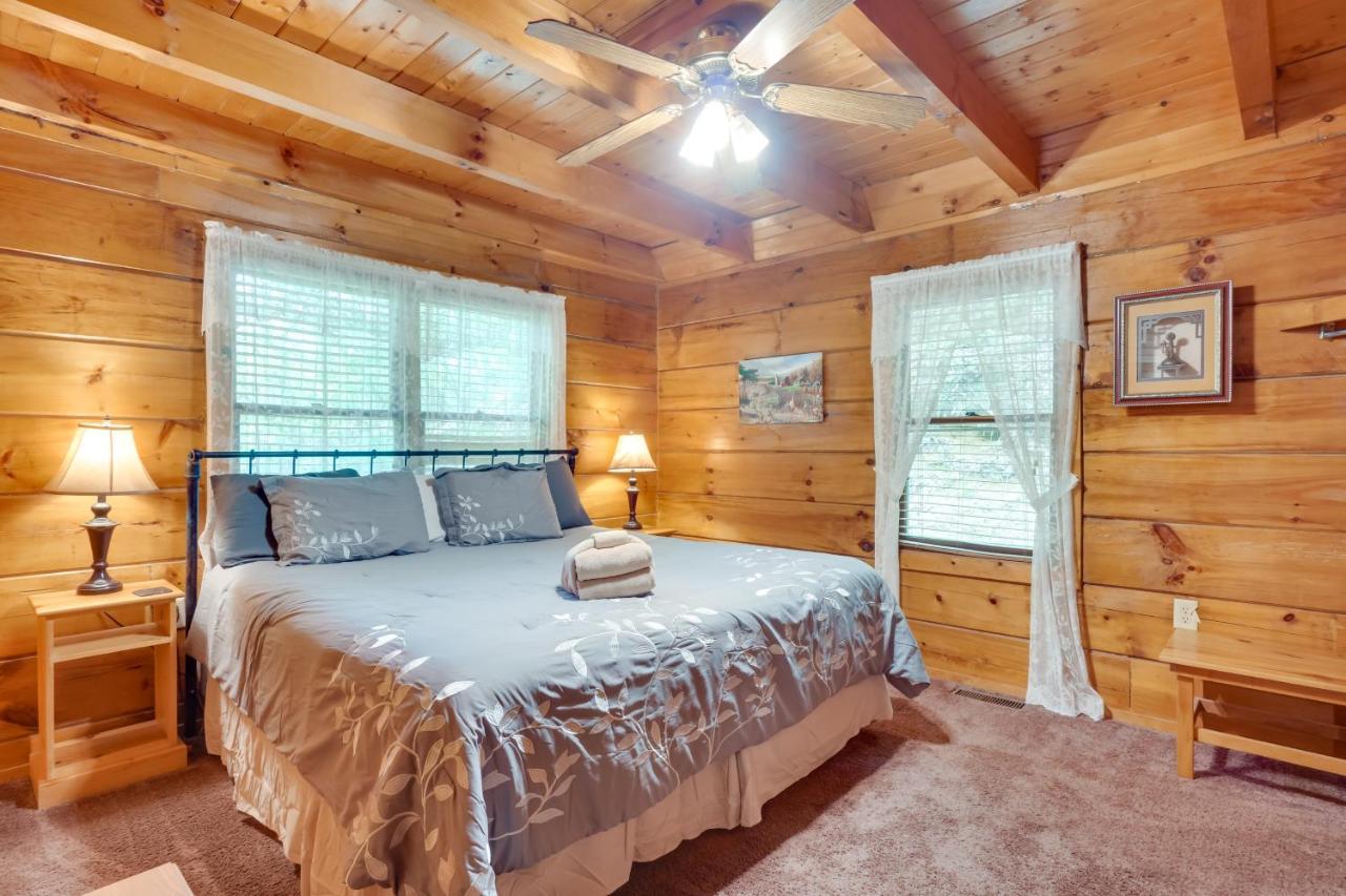 Cabin With Hot Tub About 6 Mi To Downtown Gatlinburg! מראה חיצוני תמונה