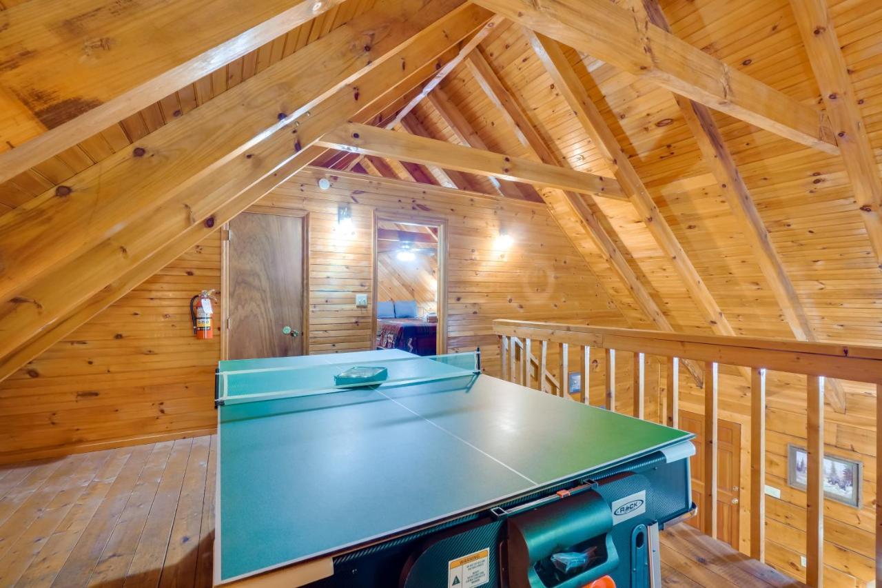 Cabin With Hot Tub About 6 Mi To Downtown Gatlinburg! מראה חיצוני תמונה
